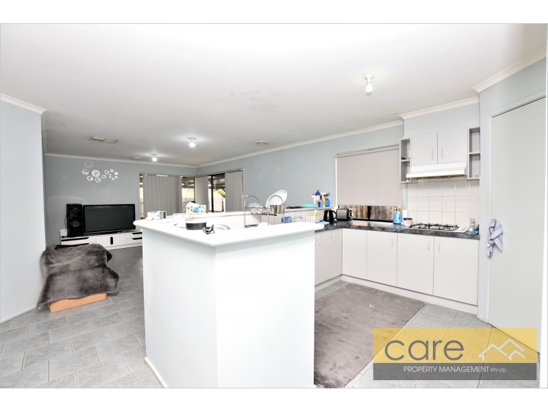 13 Springvalley Way, Narre Warren South VIC 3805