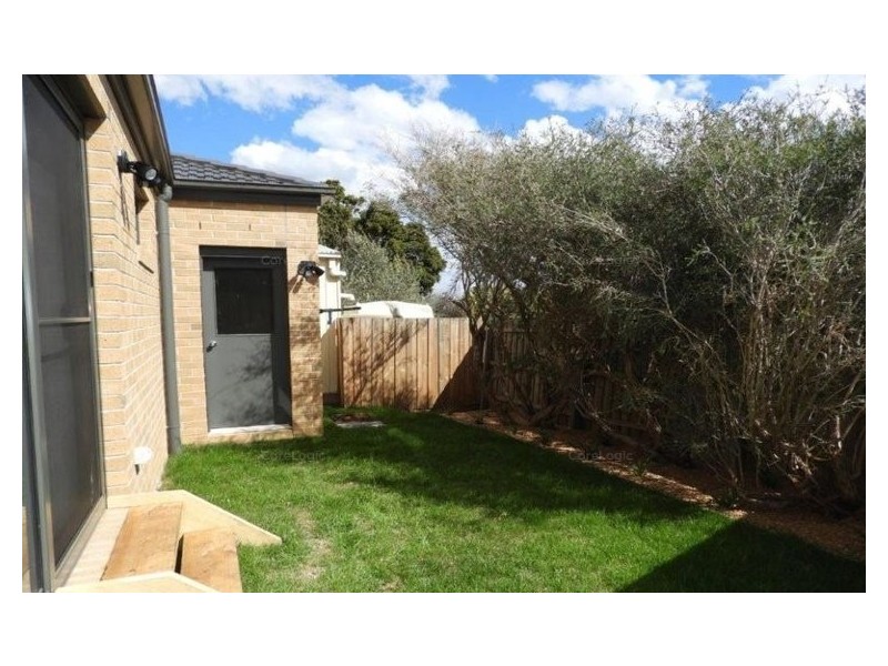 20B Doonbrae Avenue, Noble Park North VIC 3174