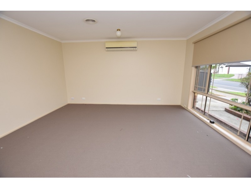 313 Ormond Road, Narre Warren South VIC 3805