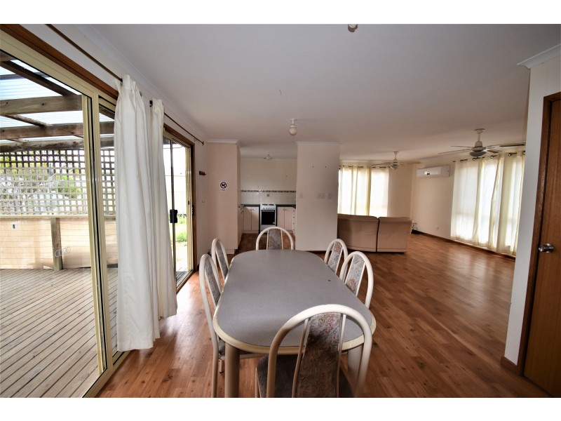 17 Waratah Avenue, Marion Bay SA 5575