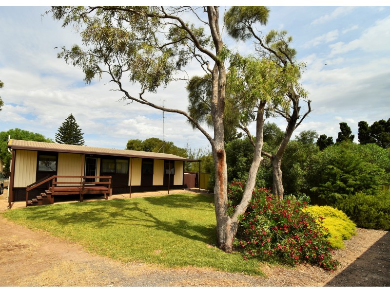 106 Bayview Road, Point Turton SA 5575