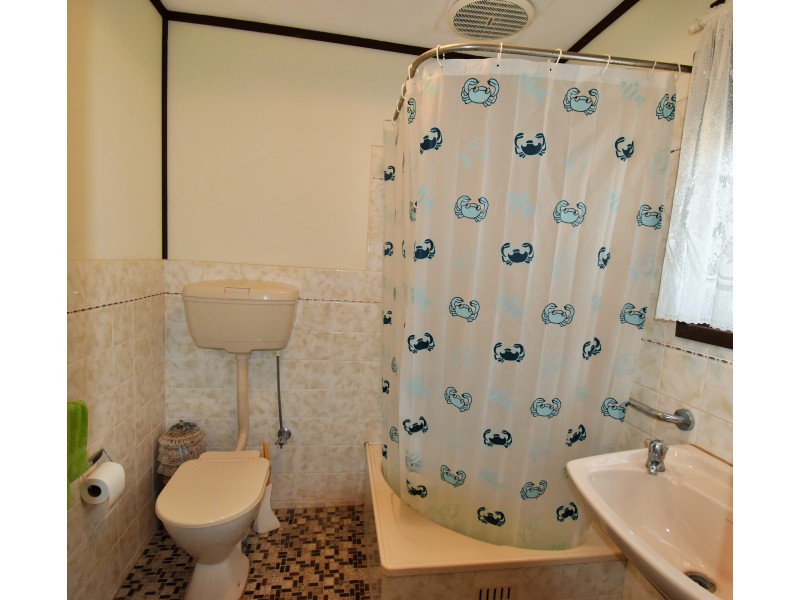 106 Bayview Road, Point Turton SA 5575