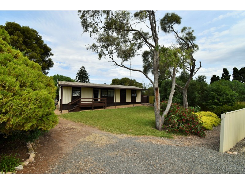 106 Bayview Road, Point Turton SA 5575