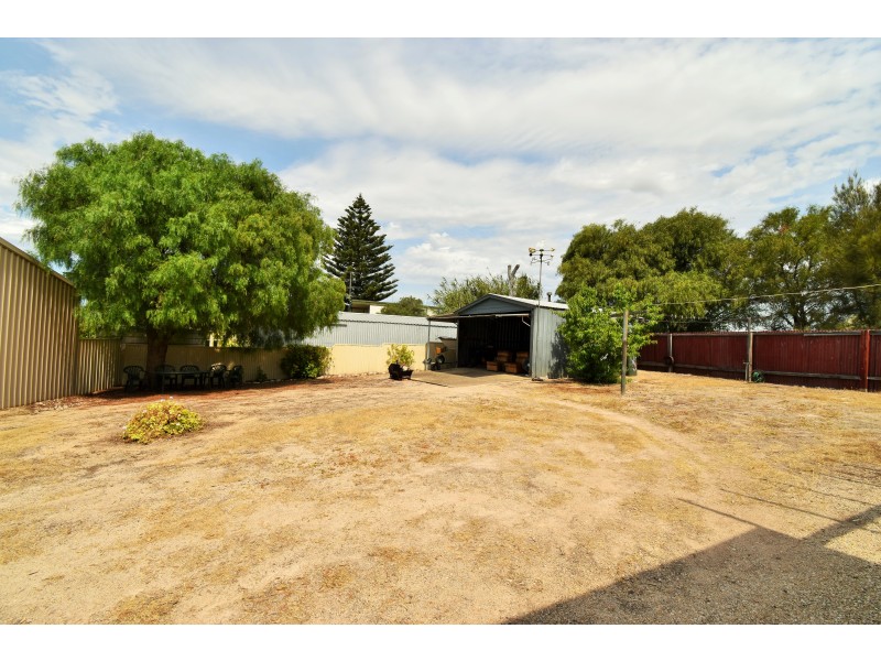 106 Bayview Road, Point Turton SA 5575