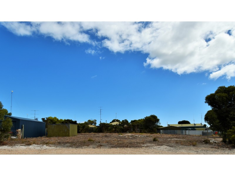 6 Dotteral Crescent, Marion Bay SA 5575