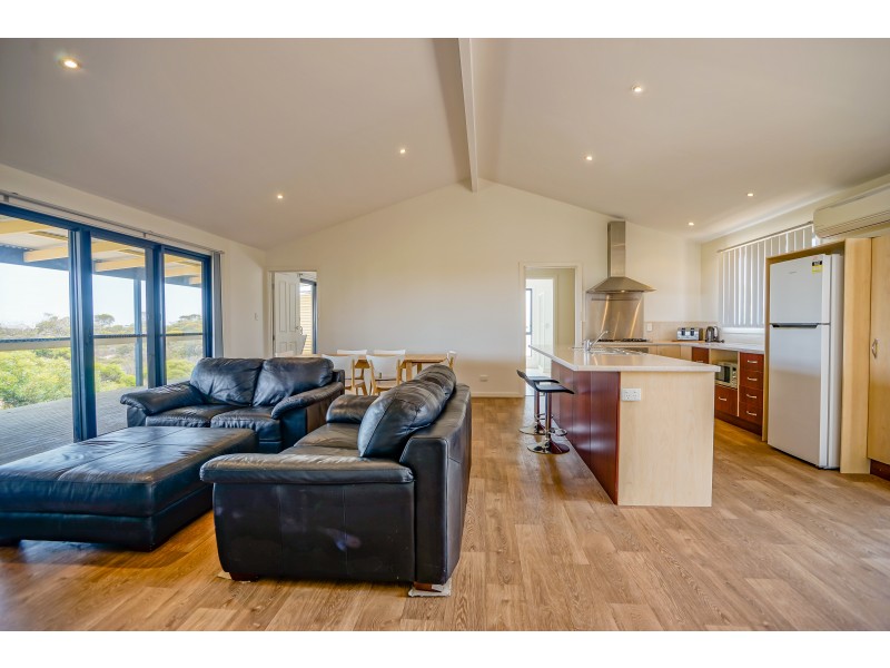 48 Osprey Drive, Marion Bay SA 5575