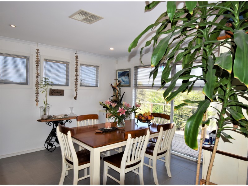 20 Peregrine Drive, Marion Bay SA 5575