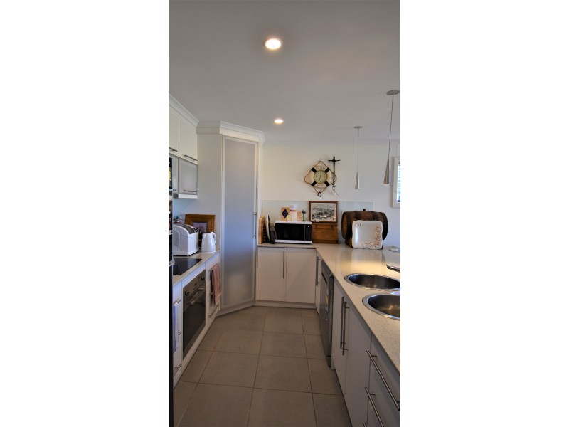 20 Peregrine Drive, Marion Bay SA 5575
