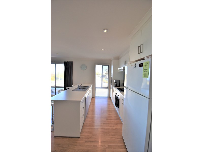 56a Esplanade, Point Turton SA 5575