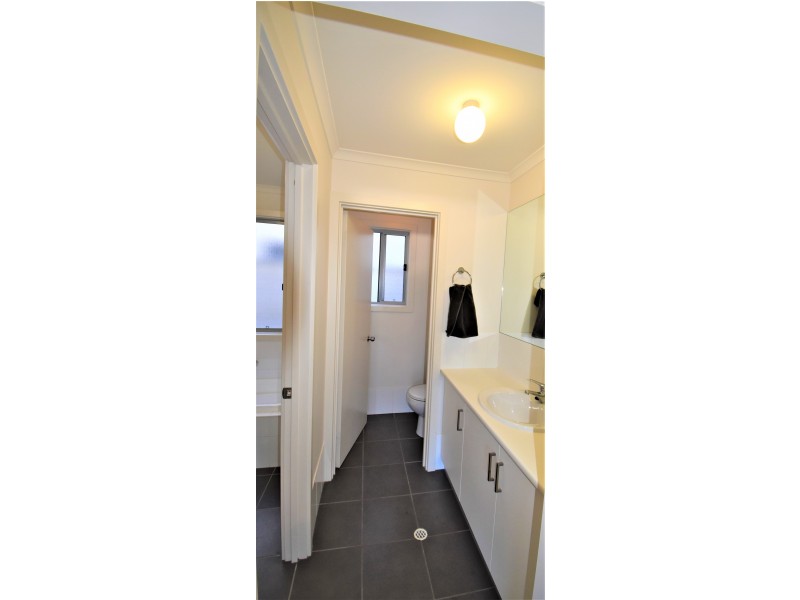 56a Esplanade, Point Turton SA 5575