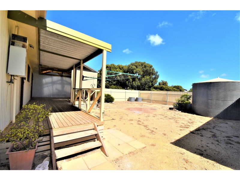 18 Osprey Drive, Marion Bay SA 5575