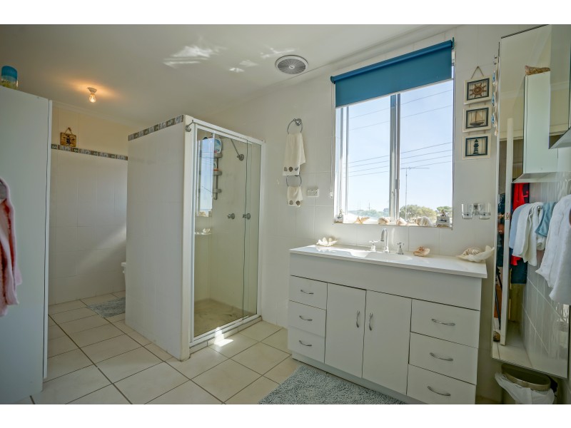 40 Slow Street, Marion Bay SA 5575