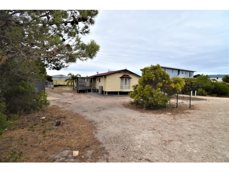17 Waratah Avenue, Marion Bay SA 5575