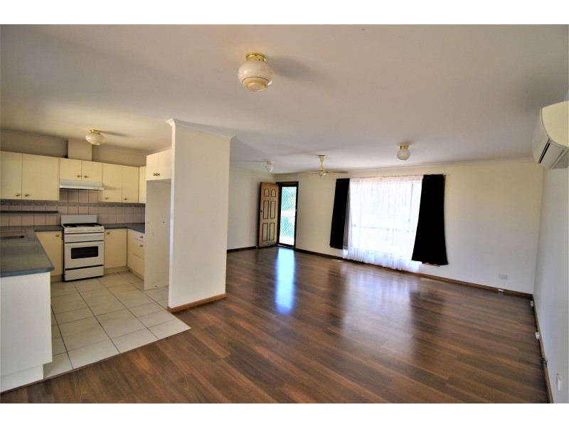 18 Osprey Drive, Marion Bay SA 5575