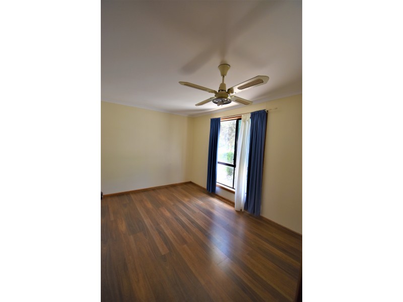 18 Osprey Drive, Marion Bay SA 5575