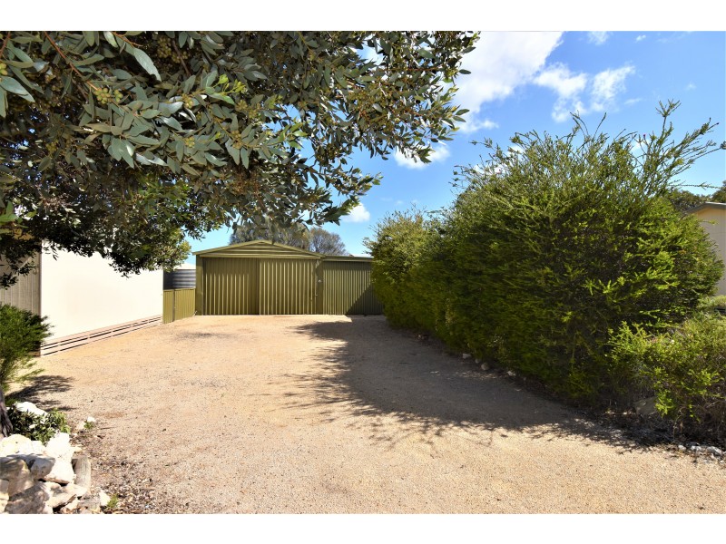 18 Osprey Drive, Marion Bay SA 5575