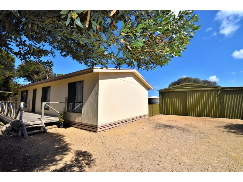 18 Osprey Drive, Marion Bay SA 5575