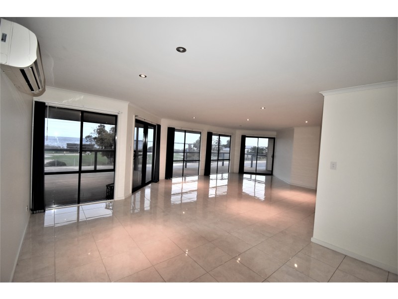 55 Beach Road, Coobowie SA 5583