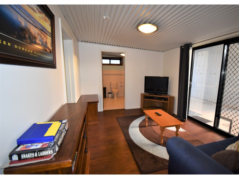 38 Slow Street, Marion Bay SA 5575
