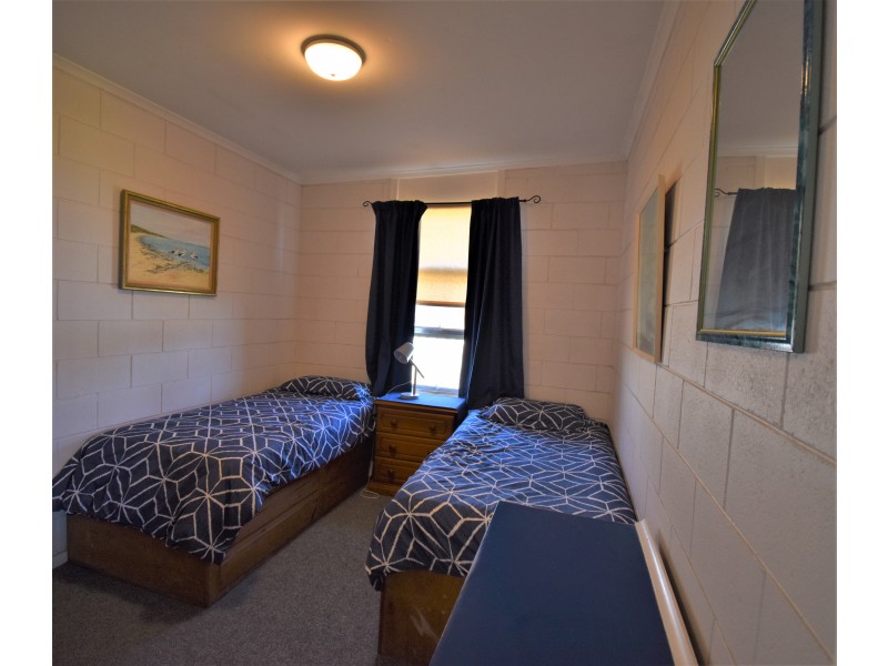 8 Hickeys Drive, Coobowie SA 5583