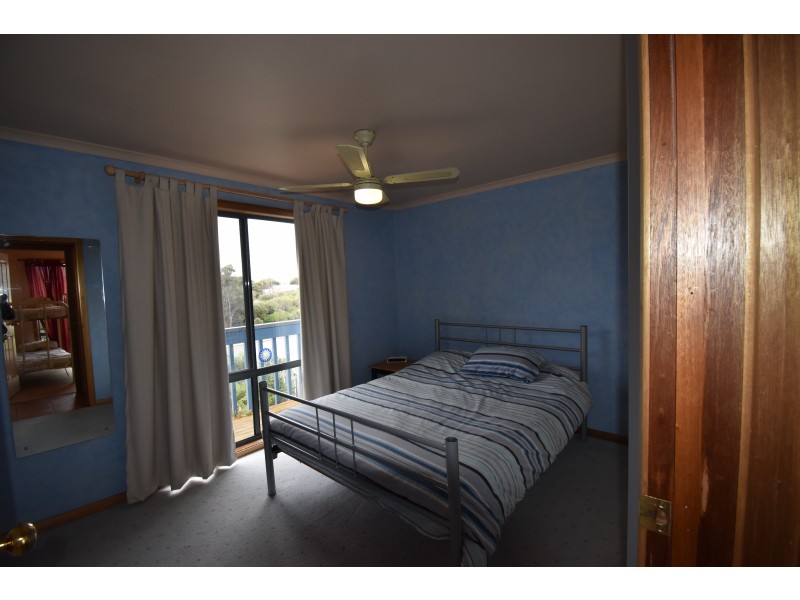 16 Templetonia Crescent, Marion Bay SA 5575