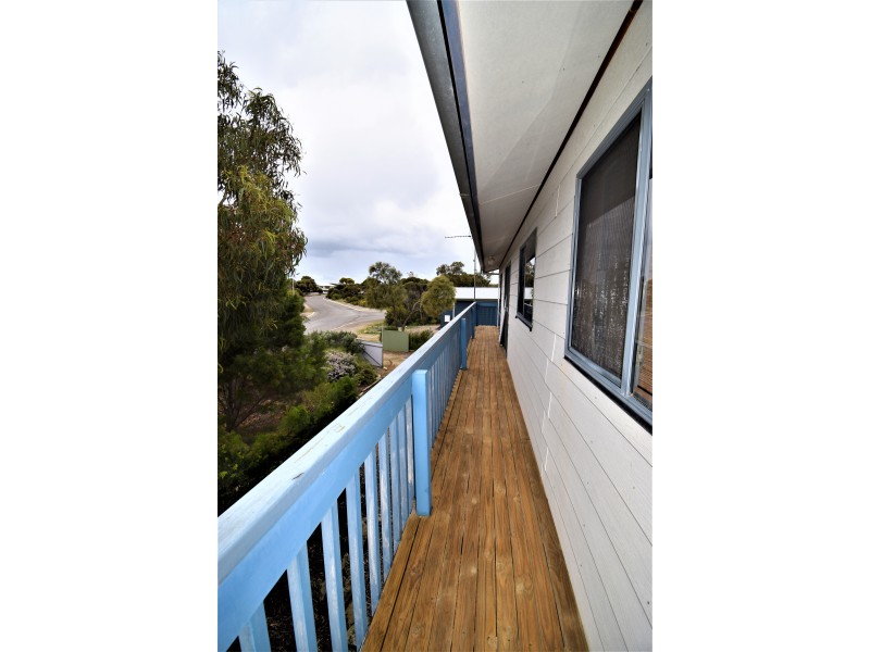 16 Templetonia Crescent, Marion Bay SA 5575