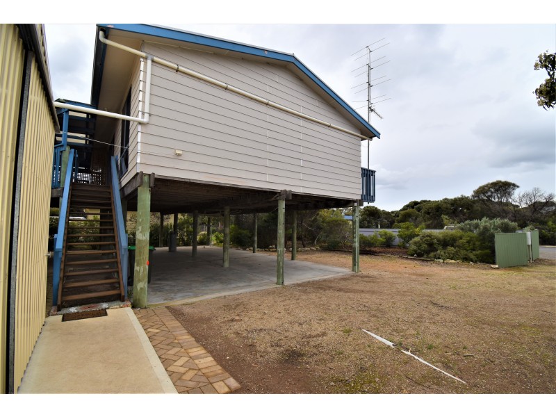 16 Templetonia Crescent, Marion Bay SA 5575