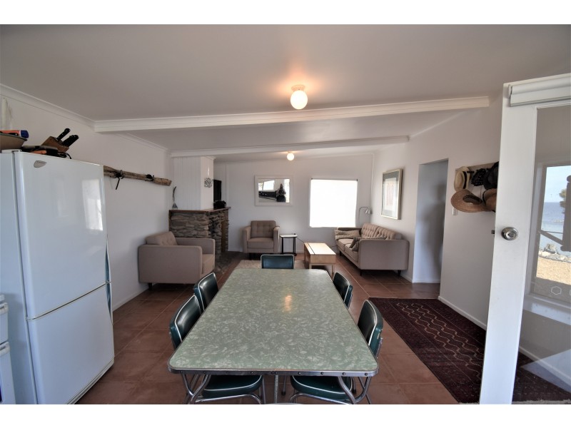 886 North Coast Road, Point Souttar SA 5575