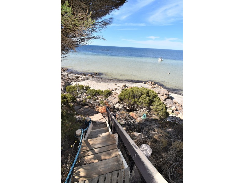 886 North Coast Road, Point Souttar SA 5575