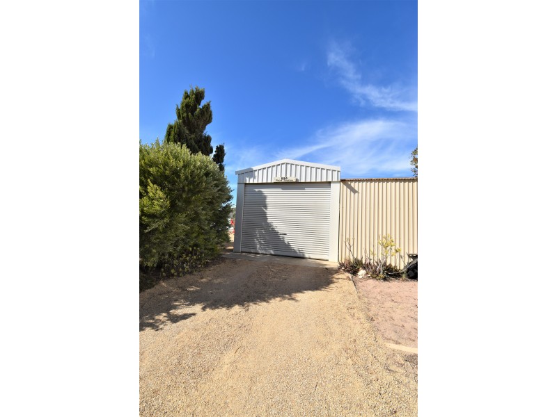886 North Coast Road, Point Souttar SA 5575