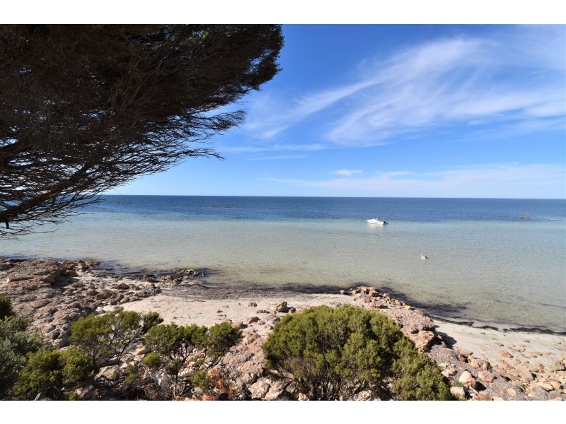 886 North Coast Road, Point Souttar SA 5575
