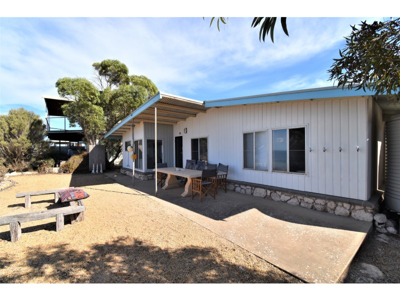 886 North Coast Road, Point Souttar SA 5575