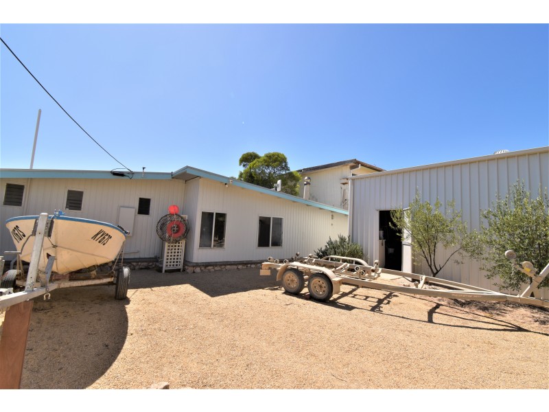 886 North Coast Road, Point Souttar SA 5575