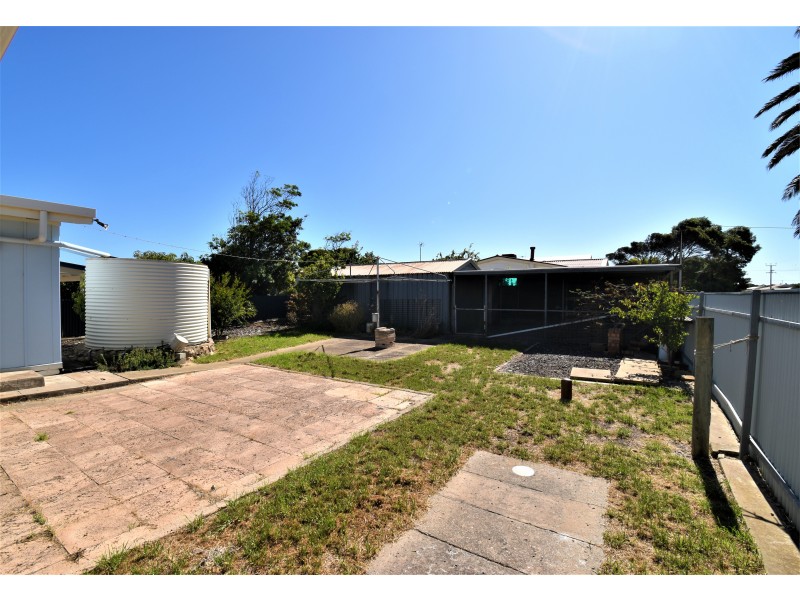 33 The Esplanade, Wool Bay SA 5575