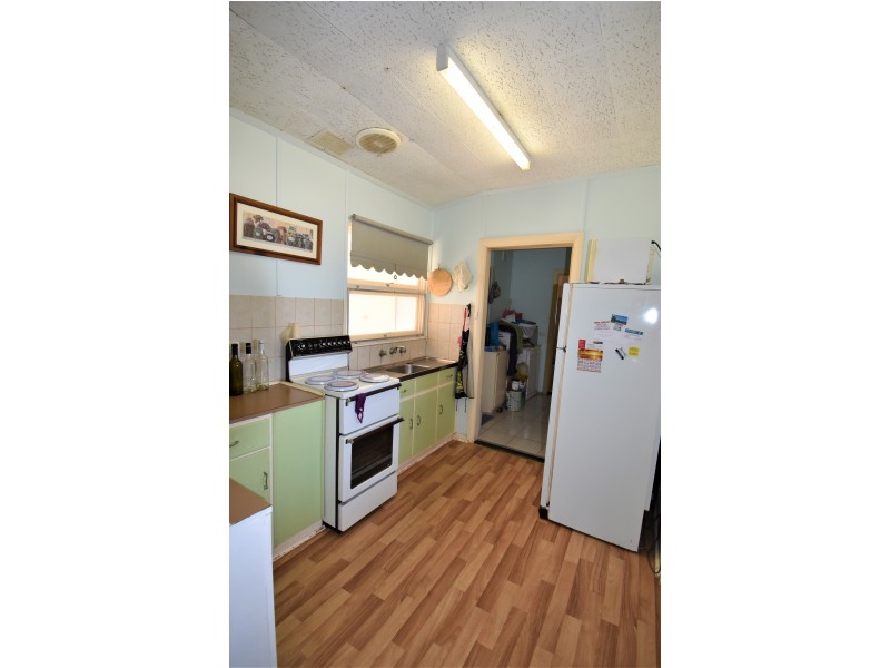 33 The Esplanade, Wool Bay SA 5575