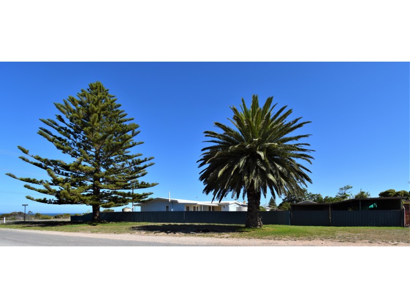 33 The Esplanade, Wool Bay SA 5575
