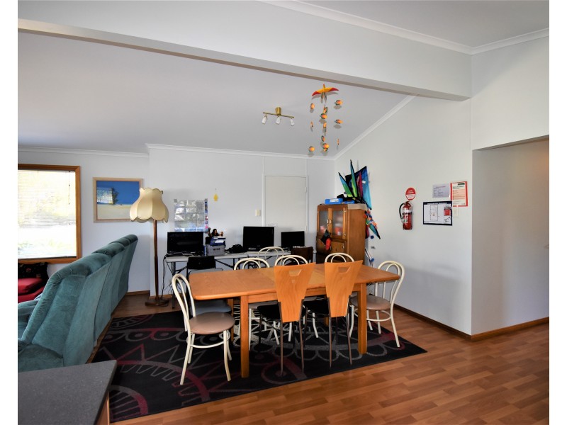 6 First Street, Wool Bay SA 5575