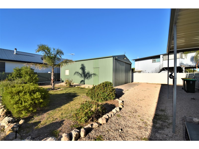 6 First Street, Wool Bay SA 5575