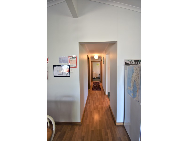 6 First Street, Wool Bay SA 5575