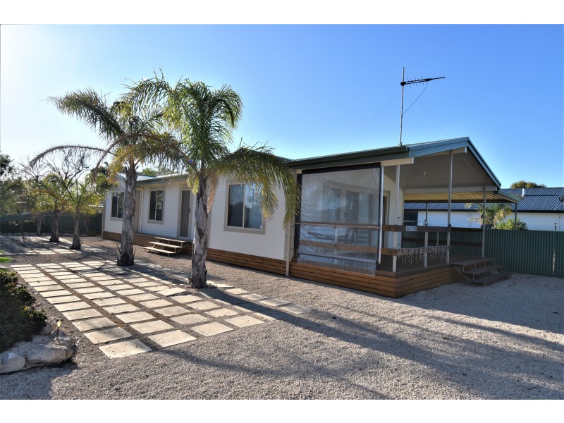 6 First Street, Wool Bay SA 5575