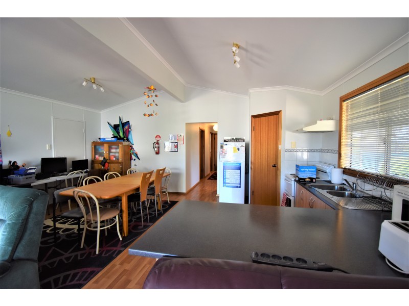 6 First Street, Wool Bay SA 5575