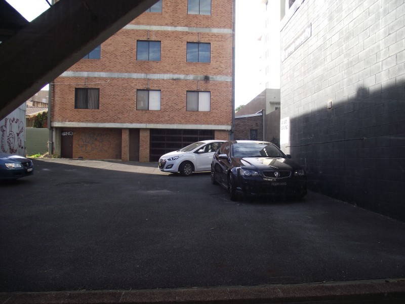 4 Baker Street  [Upstairs], Gosford NSW 2250