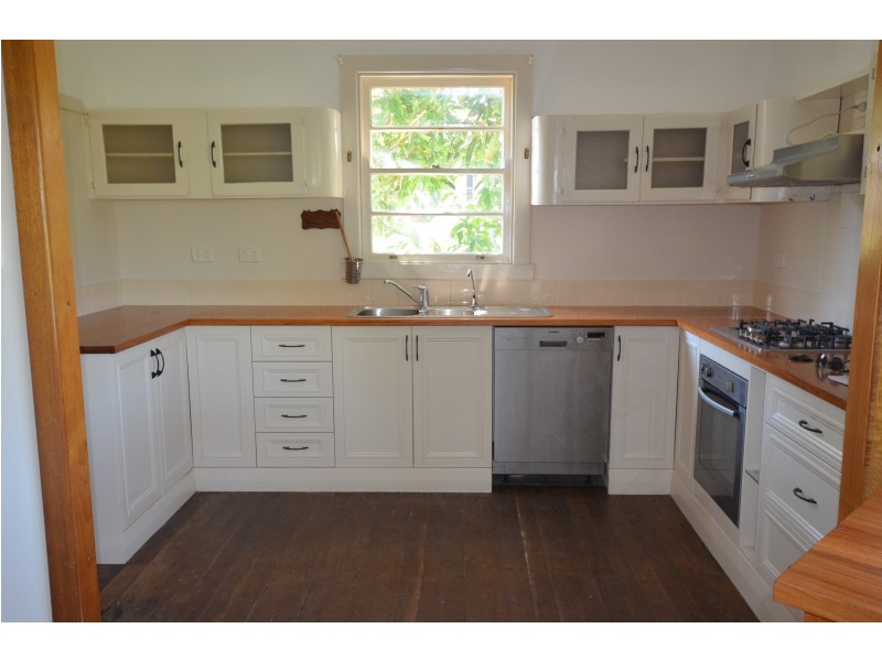 3 Robinson Avenue, Girards Hill NSW 2480