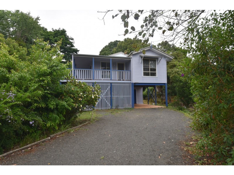 42 Dunromin Drive, Modanville NSW 2480