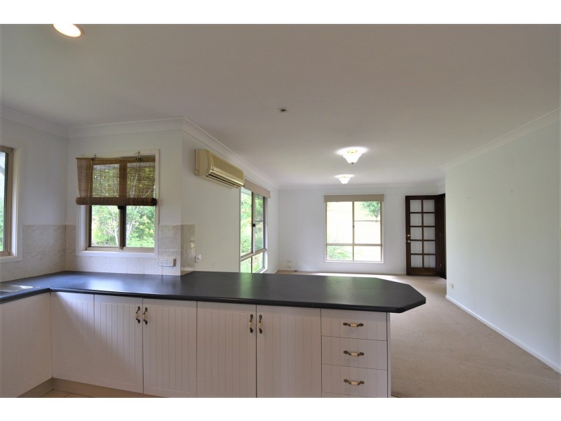 42 Dunromin Drive, Modanville NSW 2480