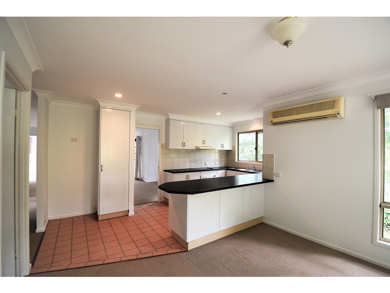 42 Dunromin Drive, Modanville NSW 2480