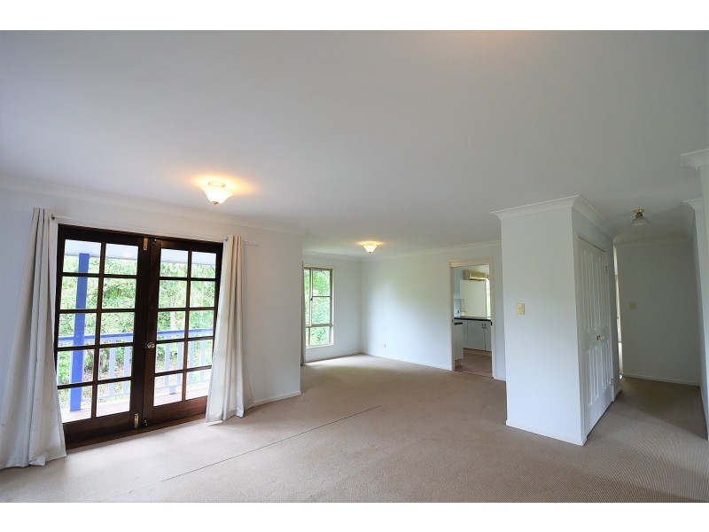42 Dunromin Drive, Modanville NSW 2480