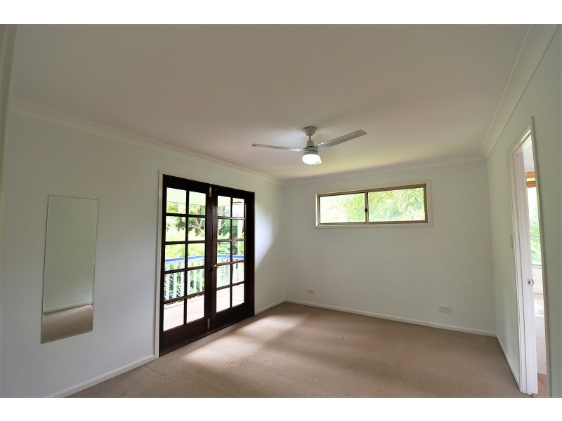 42 Dunromin Drive, Modanville NSW 2480