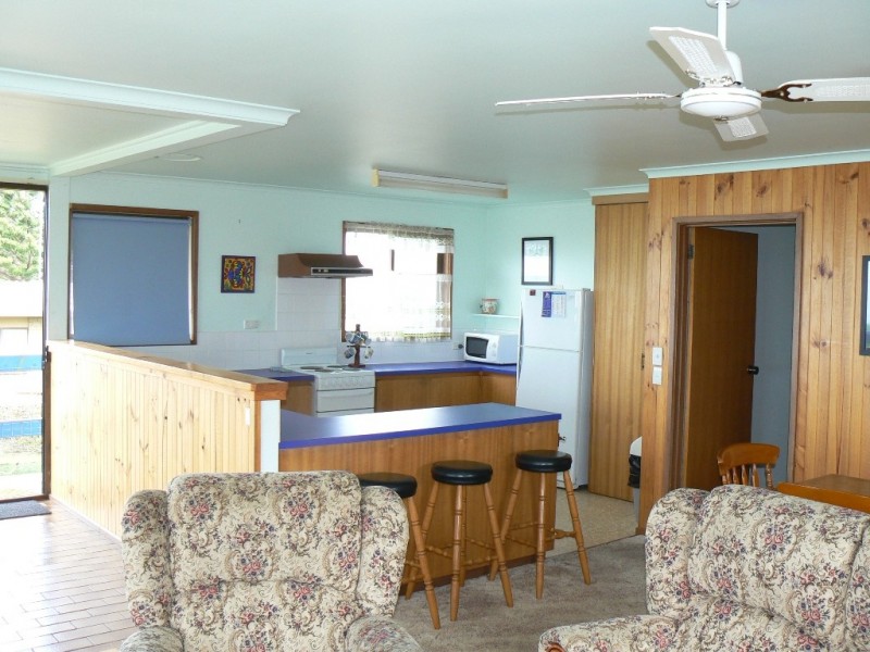 223 Great Ocean Road, Apollo Bay VIC 3233