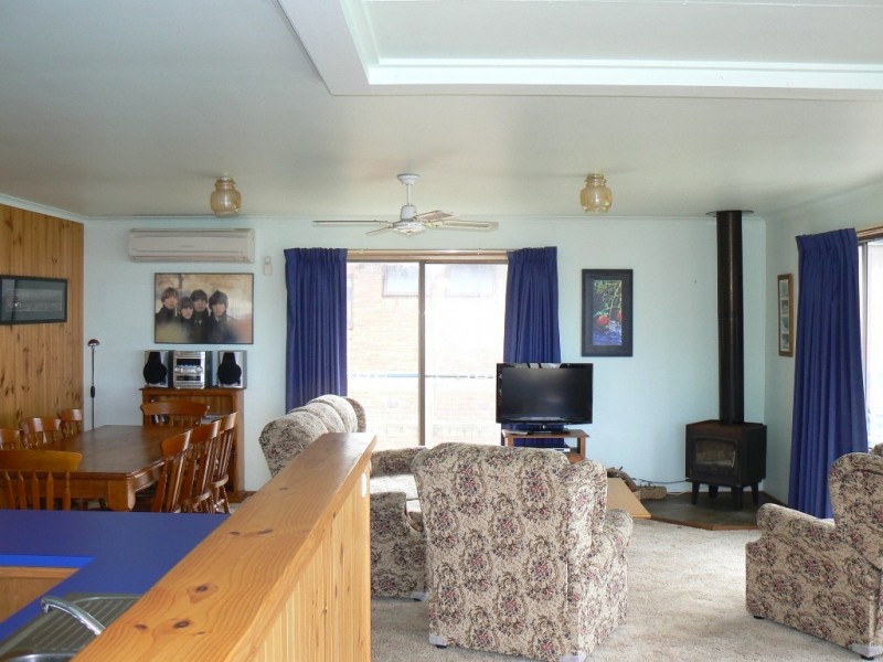 223 Great Ocean Road, Apollo Bay VIC 3233